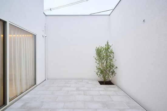 プライバシー性の高いライトコート