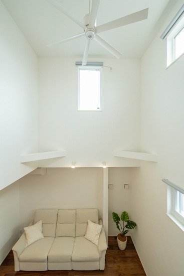 開放的な吹き抜け